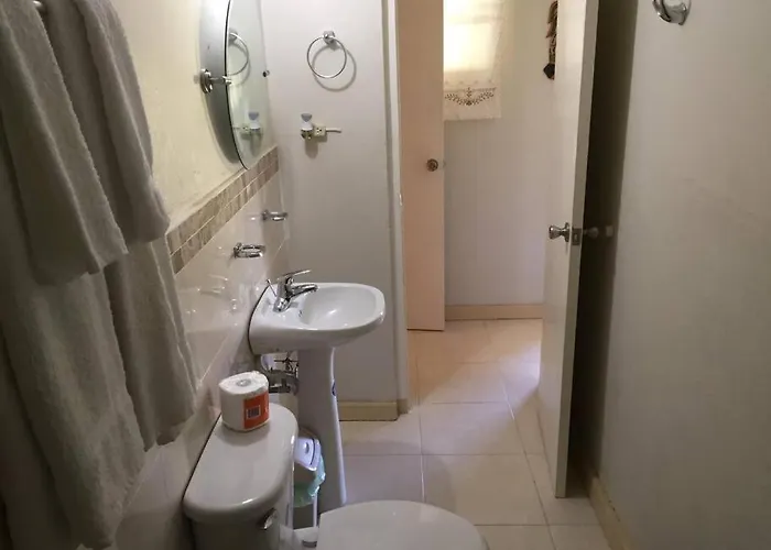 1 Bdr #3 At Ramparts Near Sangster Airport Apartment *
