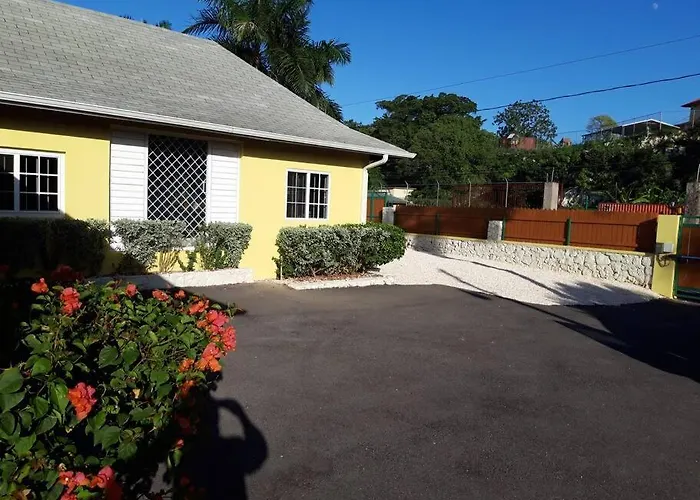 Apartment 1 Bdr #3 At Ramparts Near Sangster Airport *
