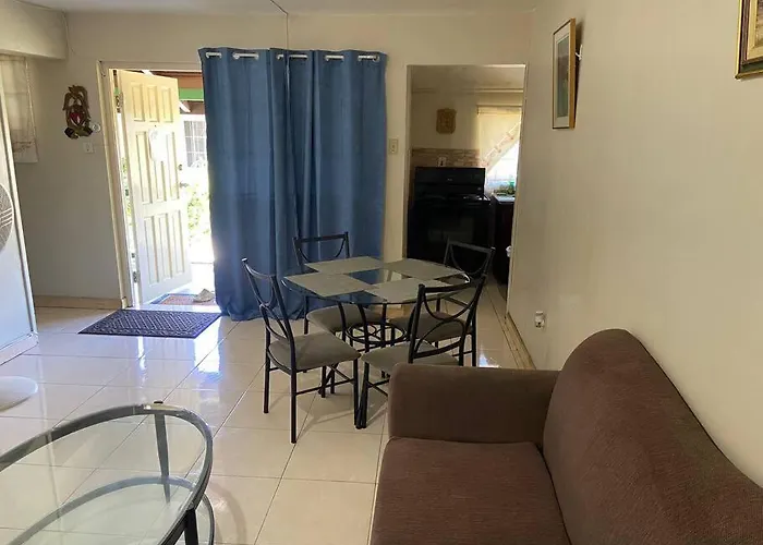 1 Bdr #3 At Ramparts Near Sangster Airport Apartment *