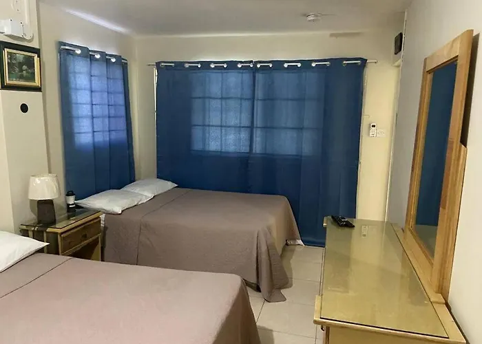 1 Bdr #3 At Ramparts Near Sangster Airport * Montego Bay